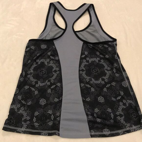 Champion Racer Back Fitness Tank - Size Large - Picture 5 of 7